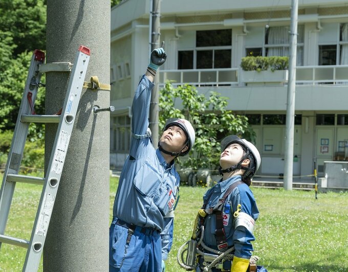 安全確認をしている様子。