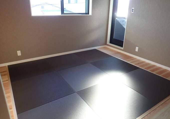 寝室になっている和室