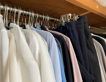 “捨てる”ことが苦手な50代が成功した「考えない」服の手放しルール3つ：1月に読みたい記事