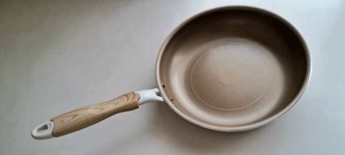 こびりつかないフライパン