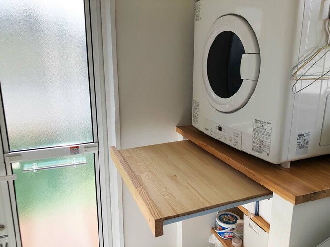 ランドリールームの造作棚