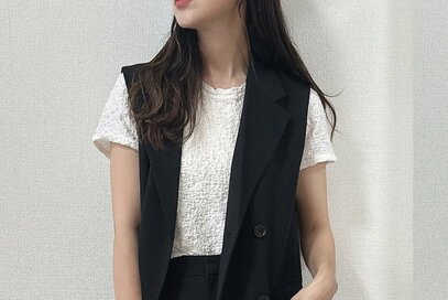 ユニクロ「1500円のTシャツ」がおしゃれすぎてアラフォー歓喜。サマになるコーデ6選：2024年5月トップ10