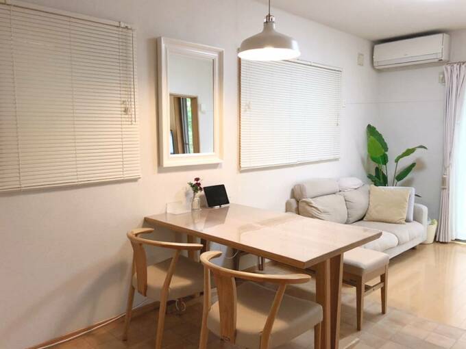 ブラインドがある部屋