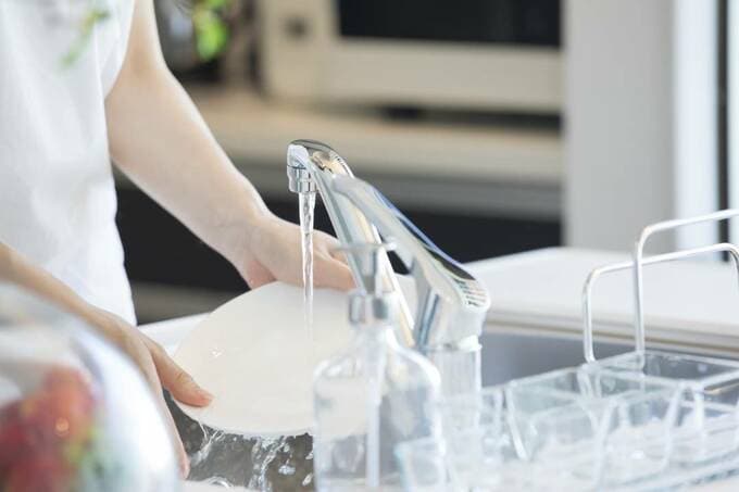 皿洗いの様子