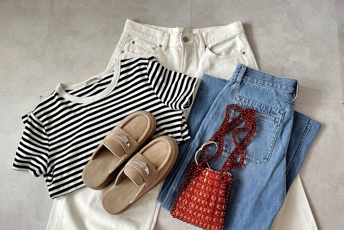 hirokoさんユニクロ：C「ローライズワイドジーンズ」