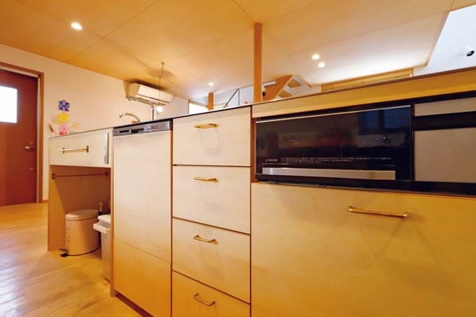 アイランド型キッチンの引き出し収納