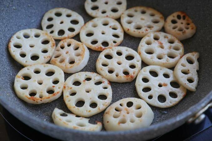 レンコンを焼く