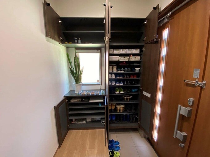 シューズボックス