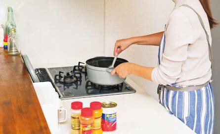 月10万円貯める人の「給料日前ルーティーン」。食費節約もゲーム感覚で