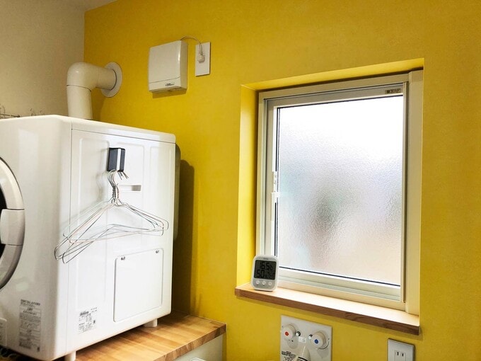 ランドリールームの窓