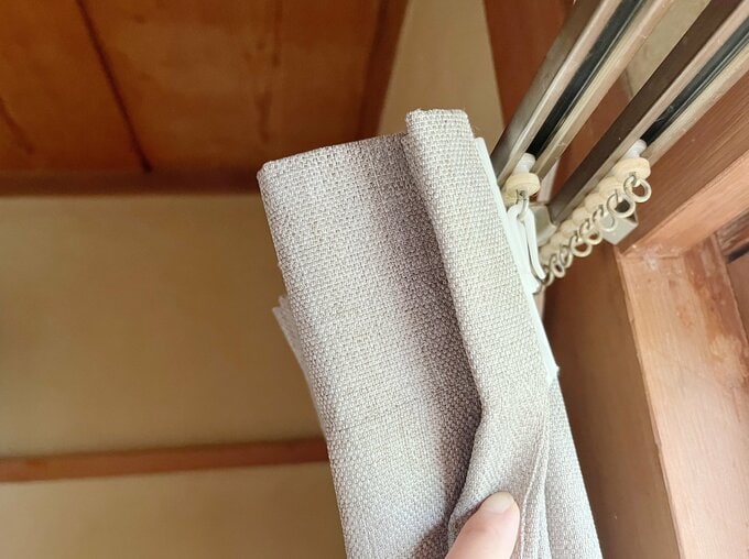 カーテンレールのランナーもチェック