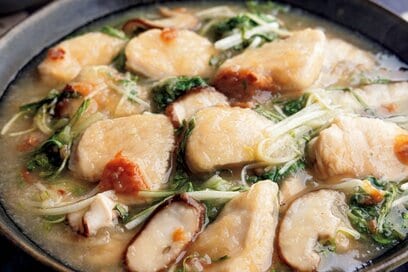 暑い日こそ食べたい！笠原将弘さんの「鶏胸肉の梅みぞれ煮」レシピ。うま味＆酸味が食欲をそそる
