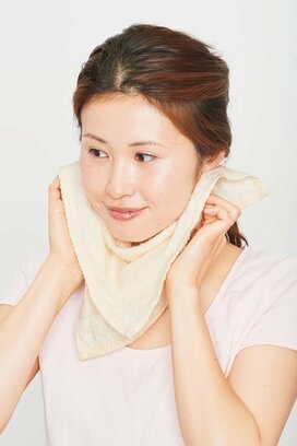 タオル1枚で肌が変わる「スチーム洗顔」！目元すっきり、化粧ノリがよく