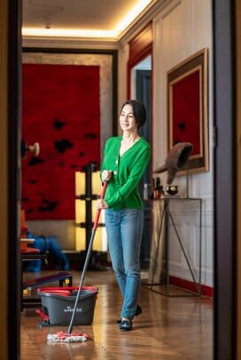 50代・中村江里子さんの「すっきり暮らし」を保つコツ。ゴミ箱は“あえて”2つだけ