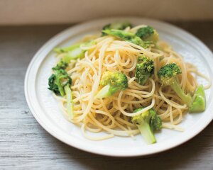 自家製アンチョビとブロッコリーのパスタ