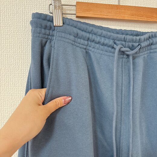 パンツのウエスト部分