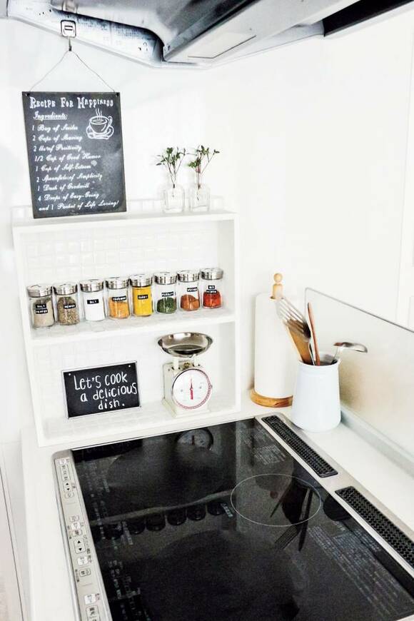 IHコンロ脇調味料