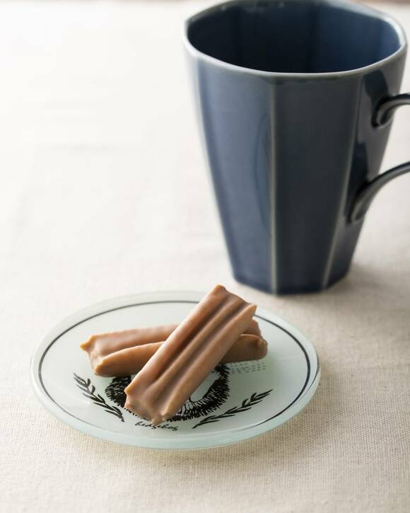 コップとお菓子