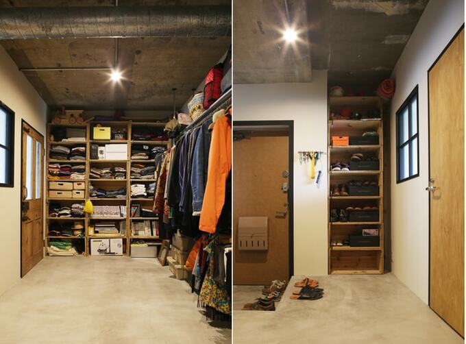 倉庫のような玄関ホール