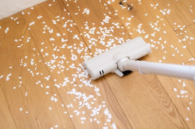 細かいゴミも軽いひと滑りでしっかり吸引