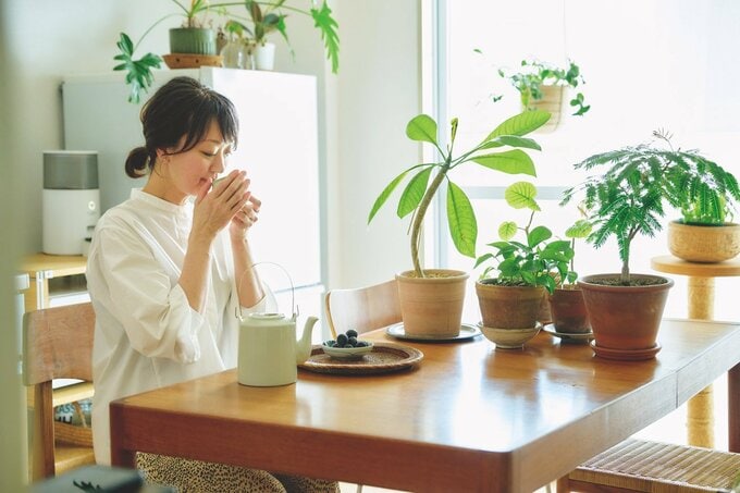 お茶を飲む画像