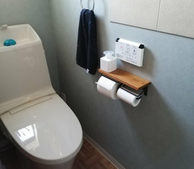 トイレットペーパーホルダー