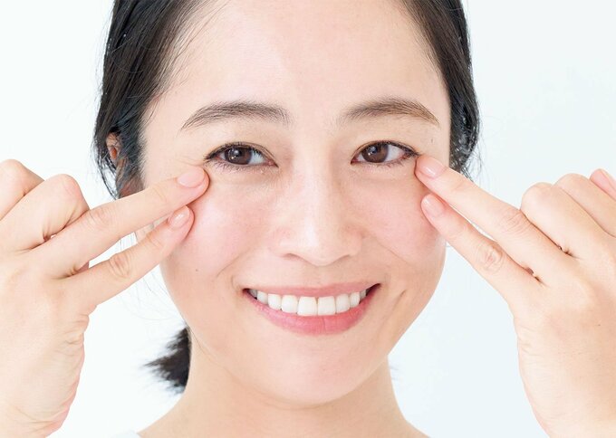 指で優しく伸ばす