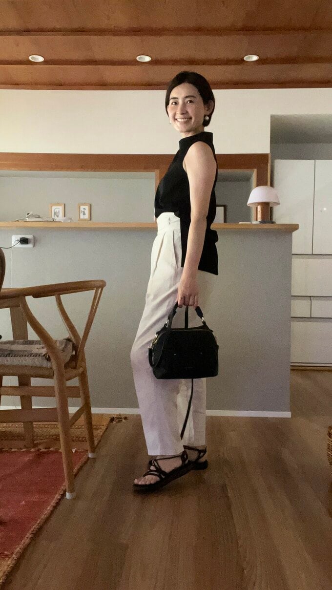 コンパクトな荷物で軽やかに外出するひでさん