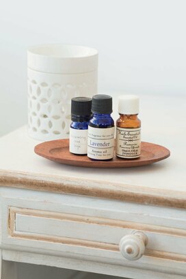 アロマオイルで気分を明るく！リフレッシュ系とリラックス系を賢く使い分け