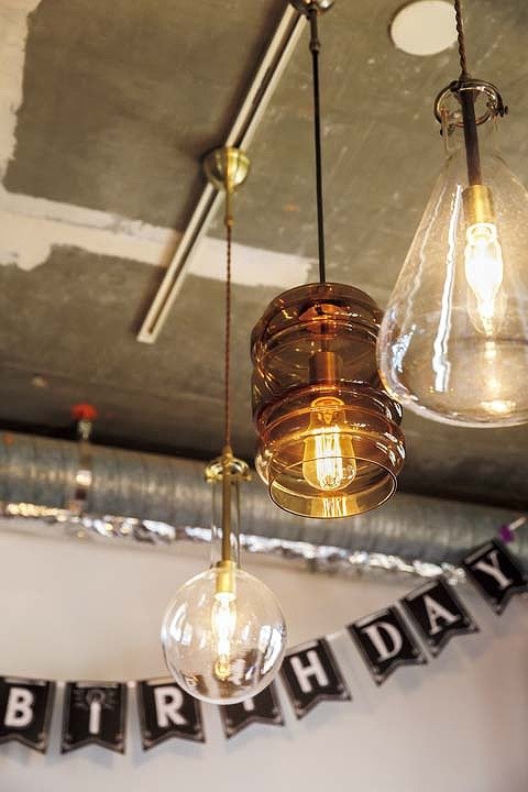 レトロなデザインのペンダントランプ