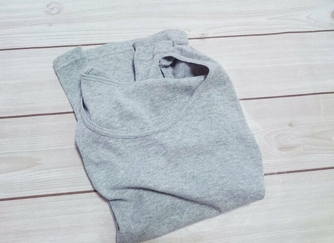 たたまれたあったかインナー