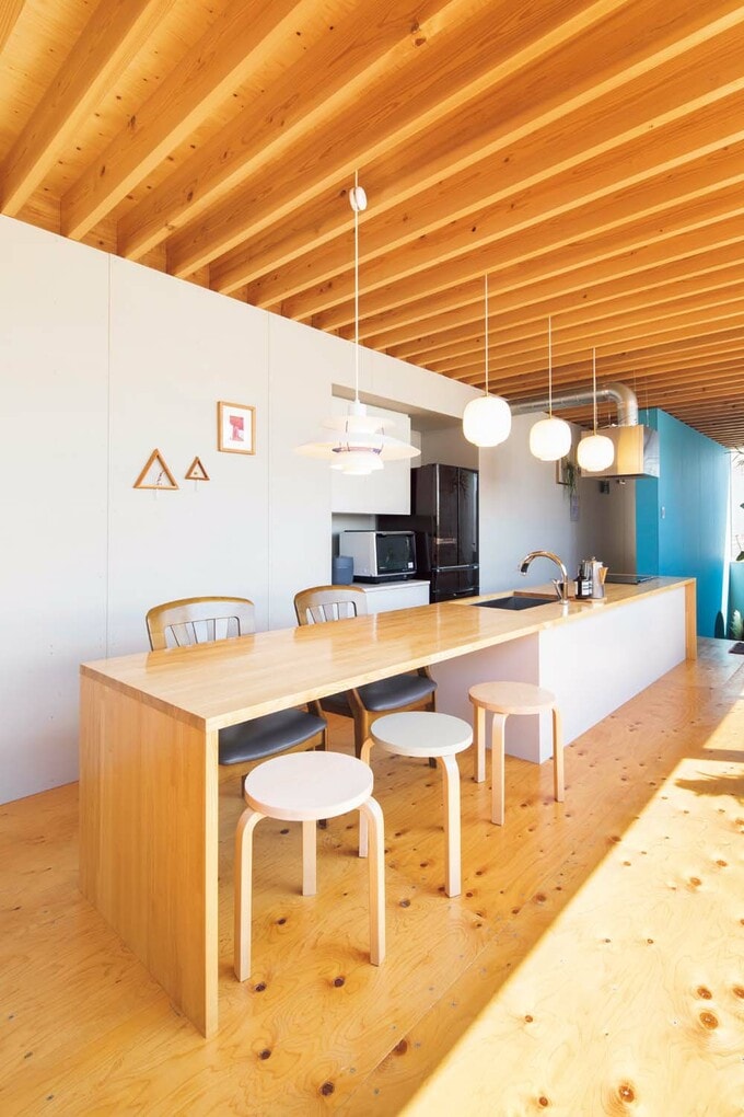 いつでも家族と会話ができるキッチン