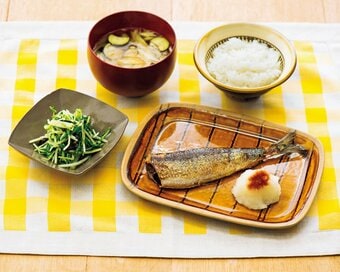 フライパンで手軽に焼き魚レシピ。栄養バランスが整う3品献立