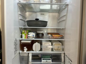 ムダが消える「冷蔵庫収納」アイデア。食材のダブり買い防止、掃除もしやすい