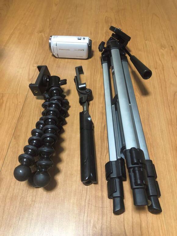 ビデオカメラ三脚