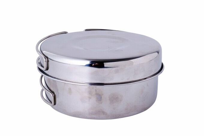 3つのクッカーはスタックして1個にまとめて収納できる