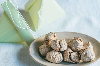 材料4つで簡単お菓子レシピ。お金をかけずにかわいいラッピングも