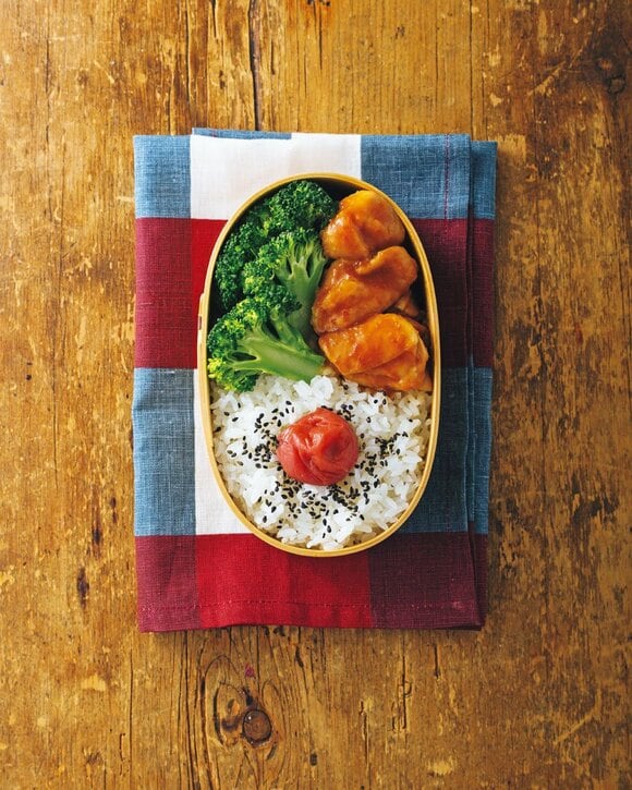 鶏モモ肉の照り焼き弁当