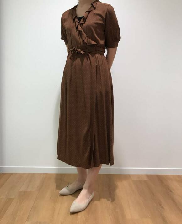 レーヨンクレープフリルワンピースコーデ