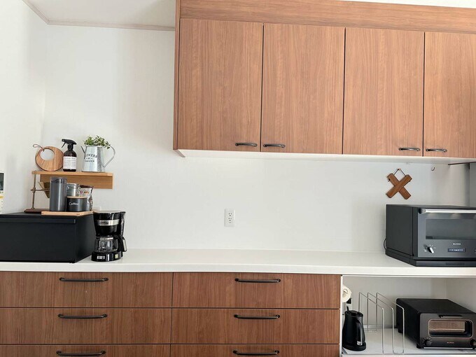 キッチン背面の壁