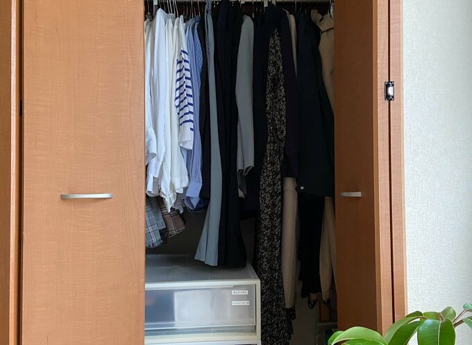 洋服はクローゼットへ収納
