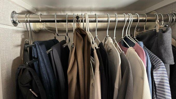 ハンガー掛けにある「今着る服」