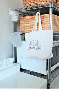 「食パン入れ」と「お弁当入れ」の2役で活躍するトートバッグ