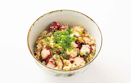 ご飯と混ぜるだけで完成！炊かずにできる絶品タコ飯