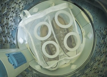 330円の「靴洗いネット」がかなり便利！上履きや靴の手洗いから解放される