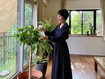 60代が「毎日ワンピースを着る」7つの理由。クローゼットの中身は一軍服だけ