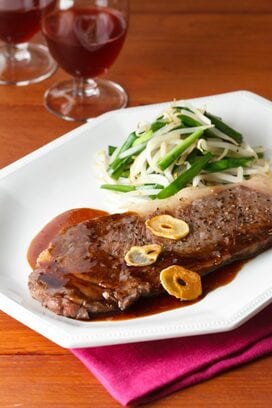 十勝ハーブ牛VS宮崎地頭鶏！「ふるさと納税」でもらえる高級肉でレシピ対決