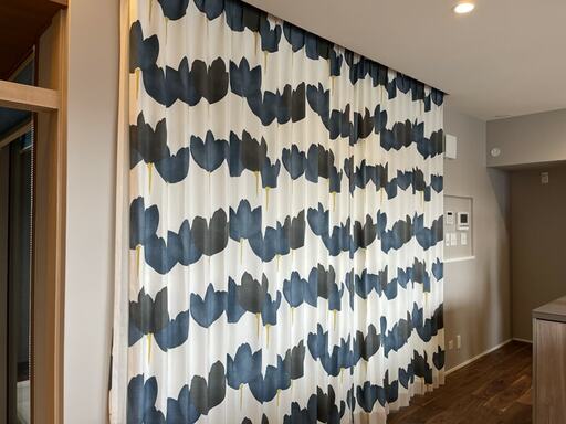 リビングのカーテン