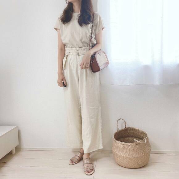 ワントーンコーデ