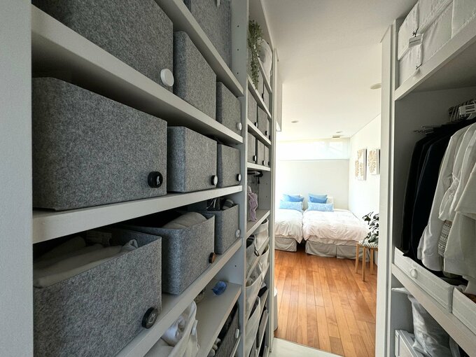 整頓されたクローゼット